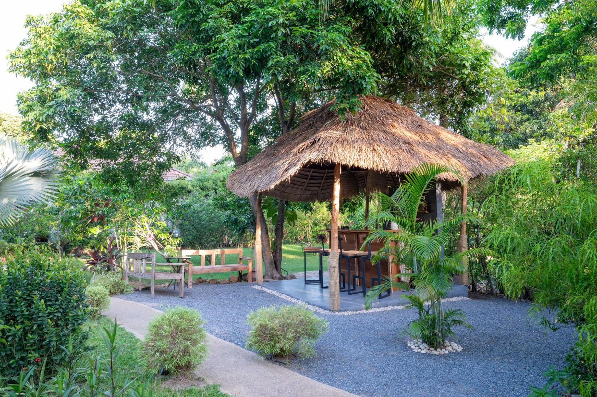 Tropical Season Villa Resort Mae Nam Buitenkant foto